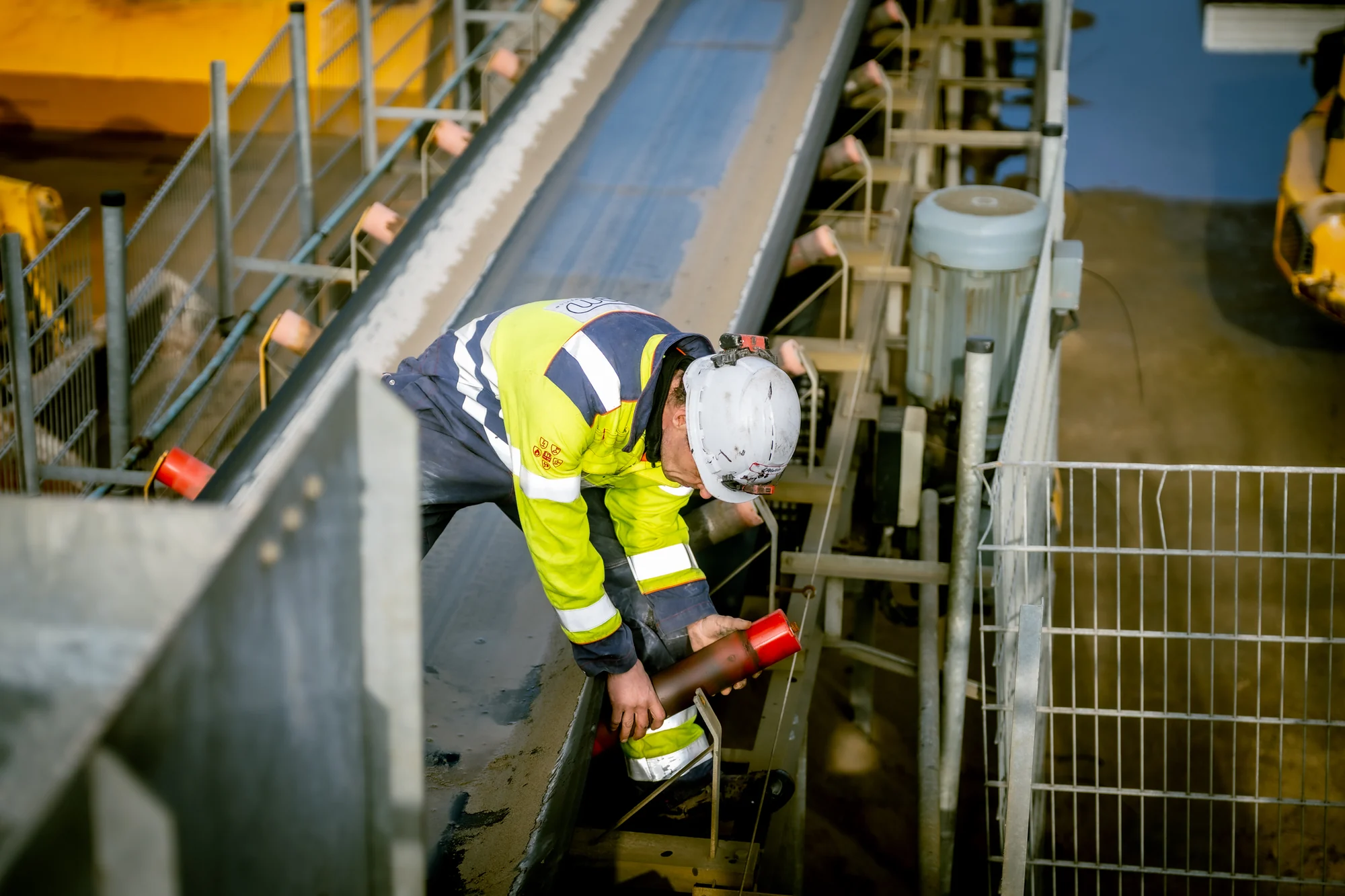 DRAM transportbandenservice – Kopschrapers